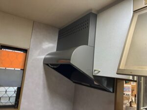 埼玉のキッチン取付け隊　レンジフードのちょっと変わった選び方　施工前